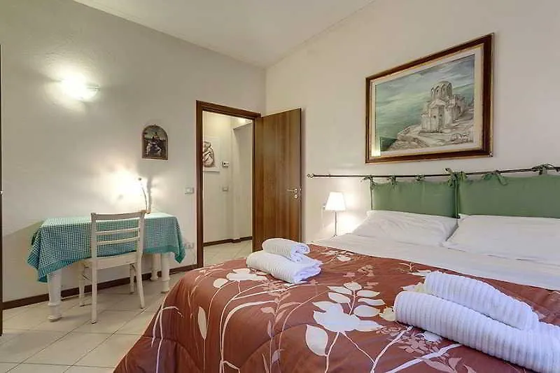 Uffizi Gallery Apartment Florence Hotel